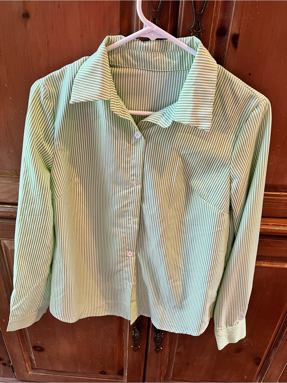 LIME GREEN & WHITE STRIPE COLLARED BLOUSE/SHIRT. NEW! SIZE SMALL.